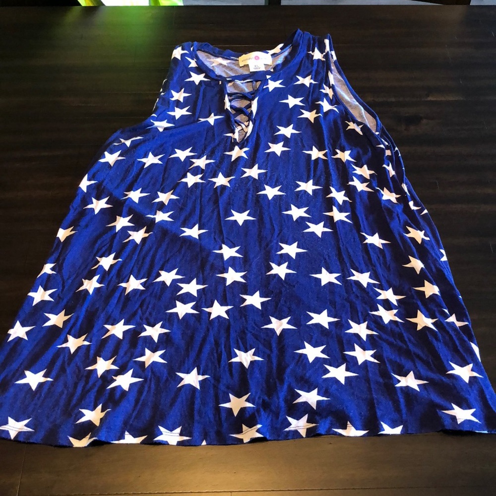 Woman’s Wishful Park brand XL sleeveless